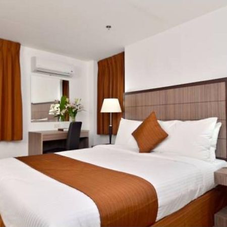 לגאזפי Tyche Boutique Hotel מראה חיצוני תמונה
